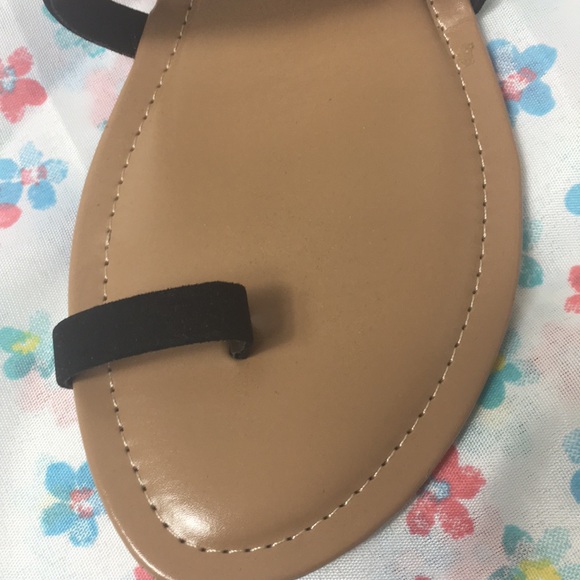 Bar III Vanita Toe ring slip on Sandal - Picture 3 of 7